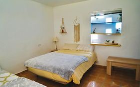 Estudio adosado con jardín y parking privado